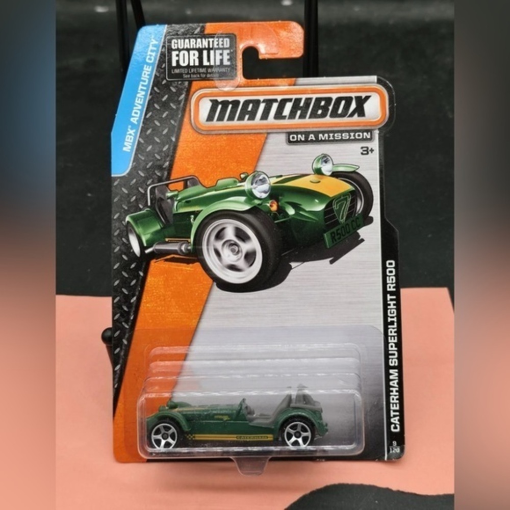 MATCHBOX ON A MISSION MBX Adventure City Caterham Superlight R500 Green